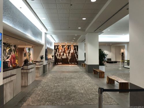 410 Atkinson Dr, Honolulu HI  96814-4730 exterior