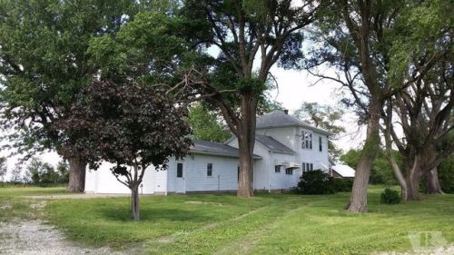 4298 170th St, Burlington, IA 52601-9237