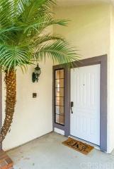 3907 Lost Springs Dr, Calabasas, CA 91301-5342