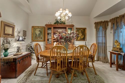 5800 Fathom Dr, Fort Worth TX  76135-7013 exterior