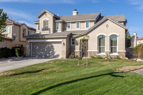 43862 Marbella St, Lancaster CA  93536-6911 exterior