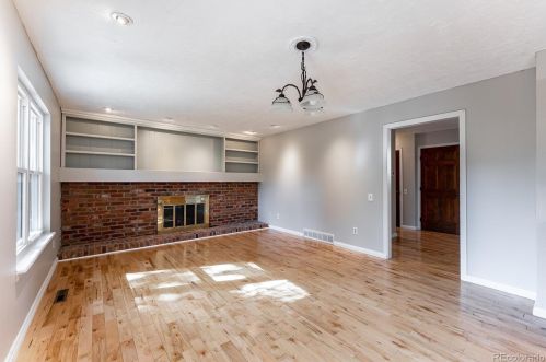 8242 Tamarac St, Englewood CO 80112-3233 exterior