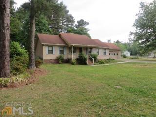 136 Pine Haven Ct, Carrollton, GA 30116-9733