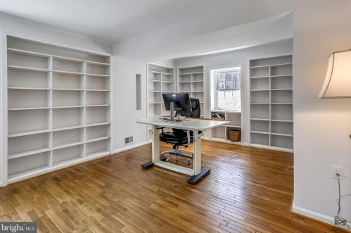 1920 Chapel Hill Rd, Silver Spring MD 20906-1113 exterior