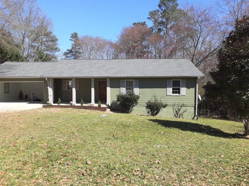 3795 Sunny Hill Dr, Loganville, GA 30052-6411