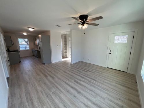 5317 Townsend Dr, Fort Worth TX  76115-4128 exterior