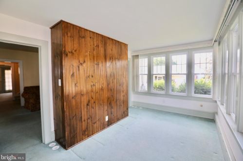 232 Holly Ave, Pitman NJ  08071-1257 exterior