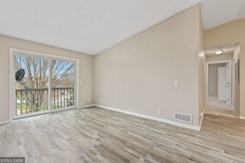 2457 Grenadier Ave, Saint Paul MN  55128-4319 exterior