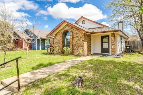 7312 Blackthorn Dr, Fort Worth, TX 76137-2303