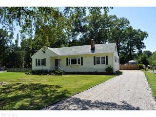 212 Mann Dr, Chesapeake, VA 23322-5216