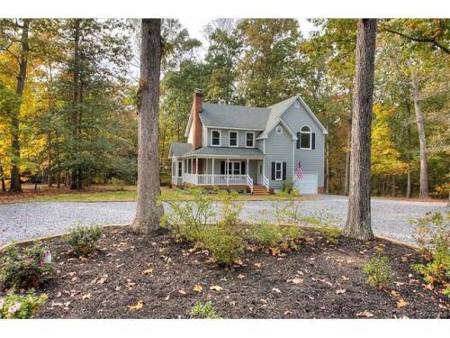 13700 Berkley Davis Dr, Chesterfield, VA 23838-6176