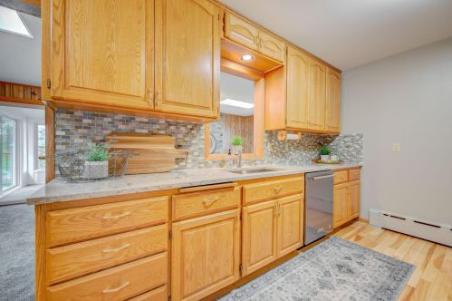 2841 Burnside Ave, Saint Paul MN  55121-1306 exterior