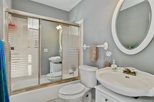 2444 Elkhart St, Denver CO  80014-2514 exterior