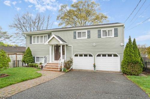 75 Highview Ter, Dover, NJ 07869-1016