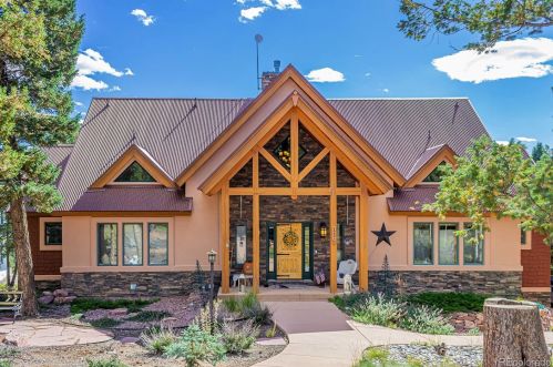 136 Arapahoe, Woodland Park CO 80863-8952 exterior