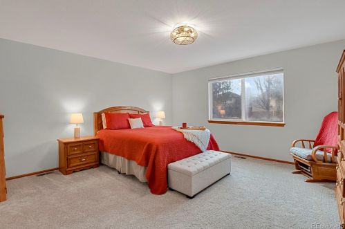 374 Wheat Berry Dr, Erie CO  80516-6824 exterior