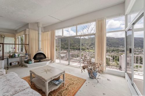 3359 Huelani Dr, Honolulu HI  96822-1276 exterior