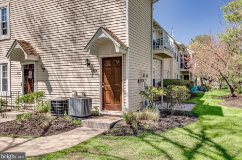 406 Wimbledon Way, Blenheim, NJ 08012-5520