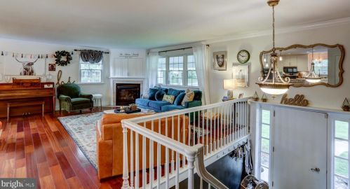 2502 Saddle Dr, Lancaster PA  17601-4827 exterior