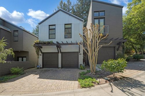 544 Grove St, Healdsburg, CA 95448-4772