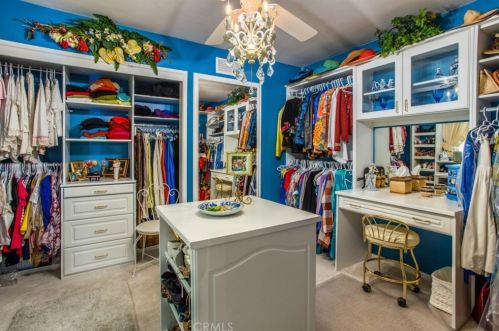 3520 Watkins Dr, Riverside CA  92507-4609 exterior