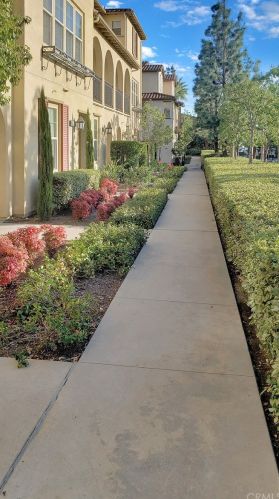 955 Sweetbriar Ln, Irwindale CA  exterior