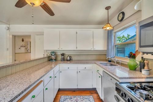 7611 Washington Ave, Sebastopol, CA 95472-3625