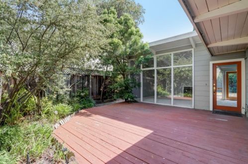3326 Emerson St, Palo Alto, CA 94306-3526