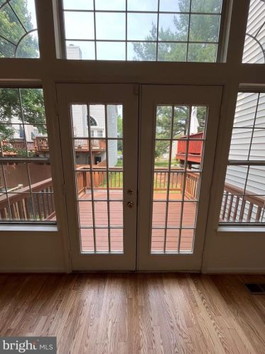 7 Dawn Vw Ct, Silver Spring MD 20904-1252 exterior