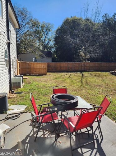 1126 Old Jackson Rd, Locust Grove, GA 30248-2122
