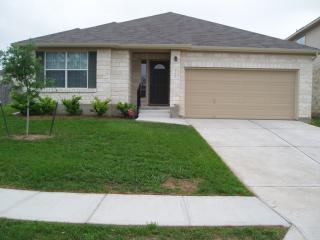 1600 Melissa Oaks Ln, Austin TX  78744-7968 exterior