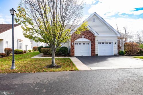 173 Meadowlark Dr, Trenton NJ  08690-3545 exterior