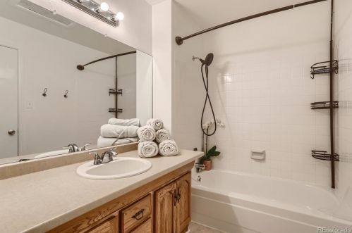 11967 Cornell Cir, Aurora CO 80014-3151 exterior