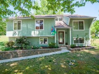 100 Charing Cross, Cary, NC 27513-3024