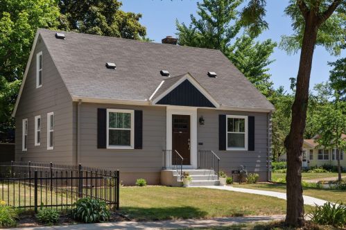 5353 40th Ave, Minneapolis, MN 55417-2225