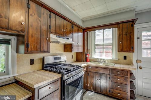 417 Mary St, Lancaster PA  17603-3330 exterior