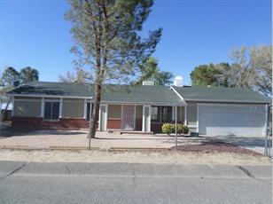 17701 Mossdale Ave, Lancaster CA  93535-7525 exterior