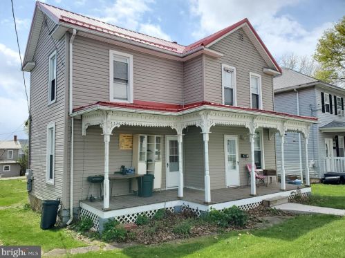26 College Ave, Frostburg MD  21532-1741 exterior