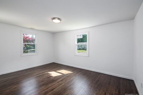 17 Spencer Dr, Middletown CT  06457-3537 exterior