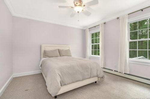 31 Hollow Tree Pl, Wilton CT  06897-2314 exterior