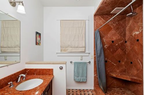 3892 Linwood Pl, Riverside CA  92506-1889 exterior