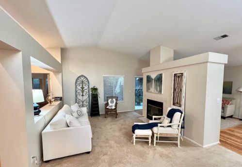 4748 Cayman Ct, Stockton, CA 95210-5692