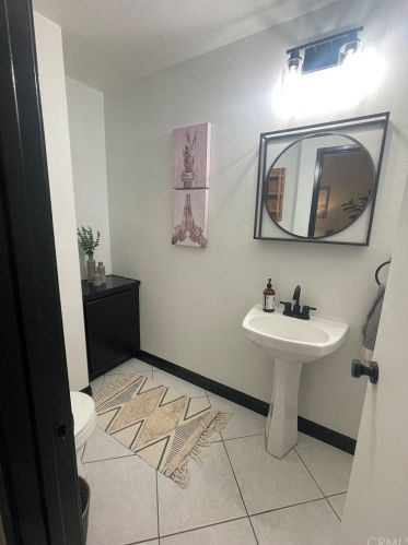 5525 Applecross Dr, Riverside CA  92507-6412 exterior