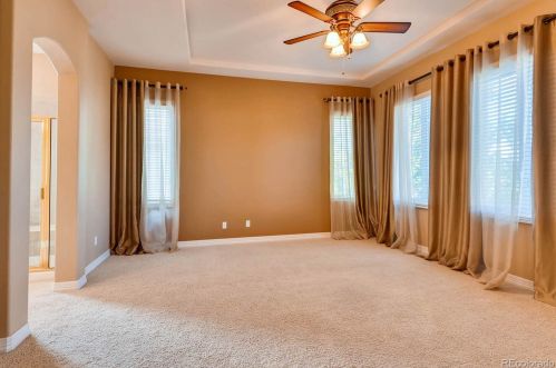 22540 Peakview Dr, Aurora CO 80016-7026 exterior