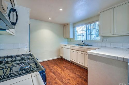 1283 13th St, Upland CA 91786-2966 exterior