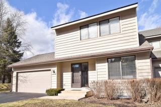 1527 Kirkwood Dr, Geneva, IL 60134-1659