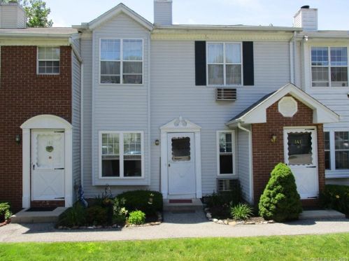 136 Spyglass Ct, Torrington, CT 06790-3067