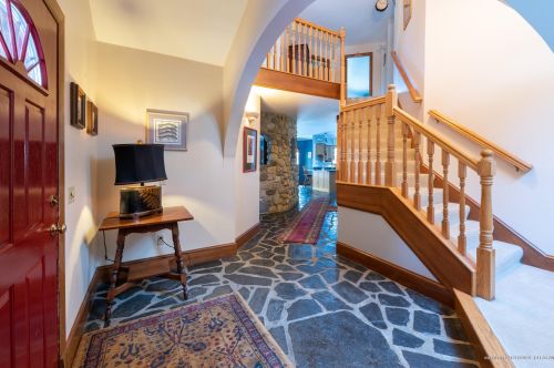 61 Arcadia Cove Rd, Belgrade, ME 04917-3254