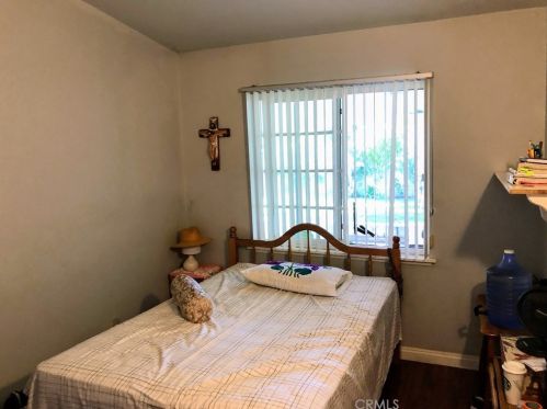 1602 Raymar St, Santa Ana CA 92703-4619 exterior