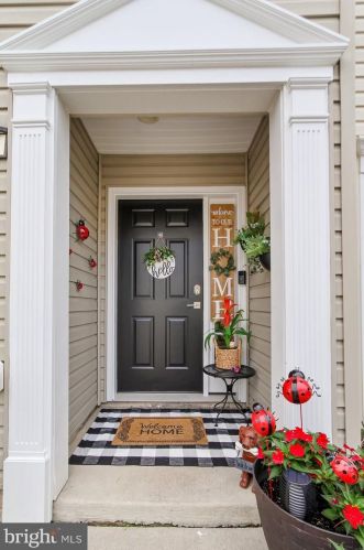 2305 Golden Eagle Dr, York, PA 17408-9411